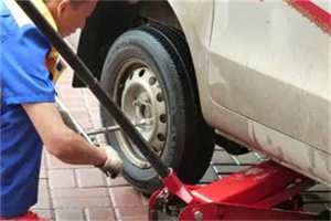 遵化市附近拖车24小时服务热线电话