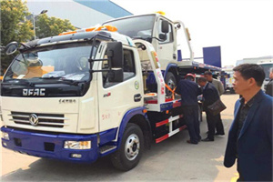 遵化市汽车道路救援拖车价格